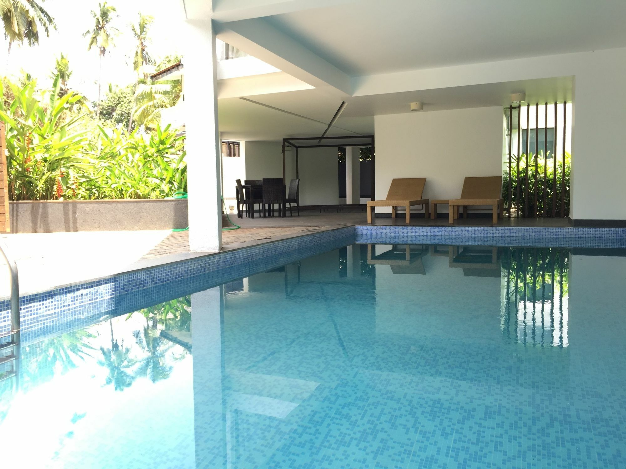 Calem Grove Hotel Candolim Exterior photo
